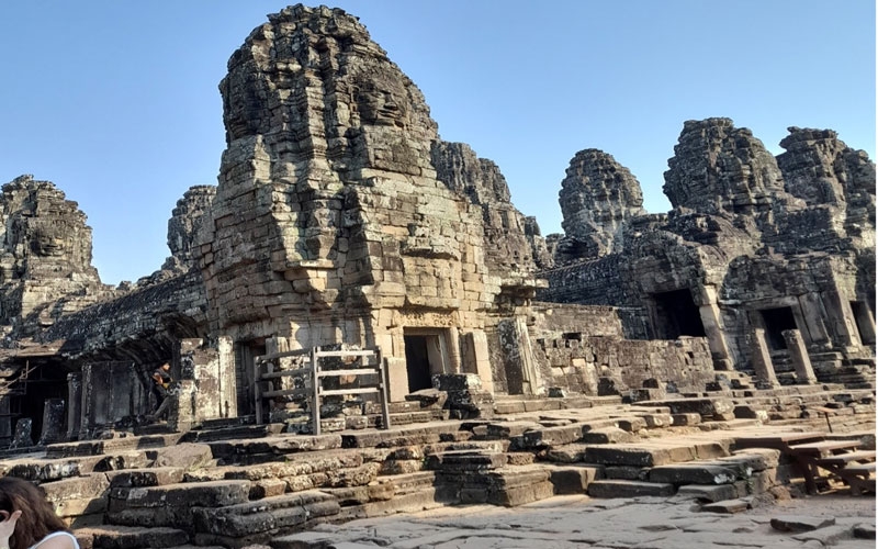 PROF.DR. AHMET AKTAŞ’IN VİETNAM,LAOS,KAMBOÇYA GEZİ NOTLARI (SON)