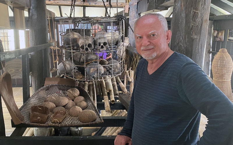 Kafatası Avcılarının İzinde Sarawak Gezi Rehberi  Emin Demir'in gözüyle