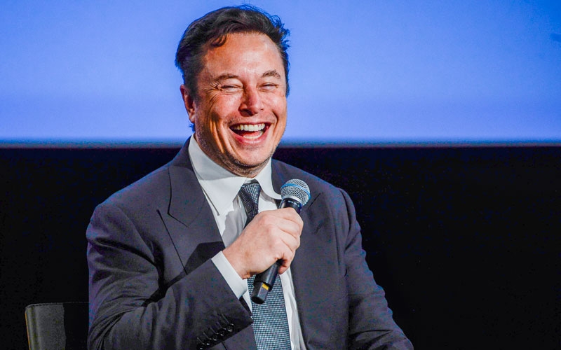 Elon Musk, Tesla hisselerinin yaklaşık 4 milyar dolarlık kısmını sattı