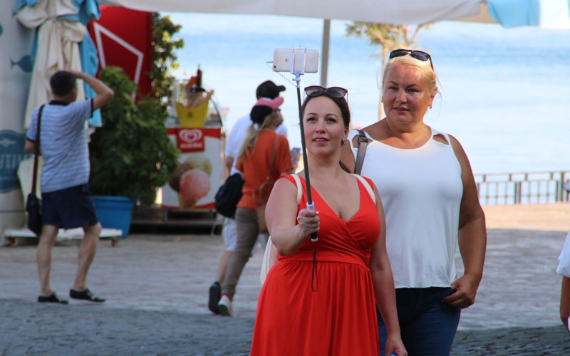  Antalya’da Rus turist sayısı 3 milyona ulaştı