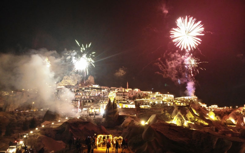 35 bin yerli ve yabancı turist yeni yılı Kapadokya’da karşıladı