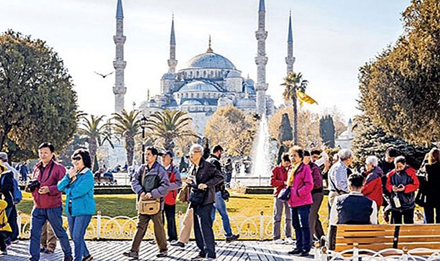  İstanbul'a Ağustos ayında 1,6 milyon turist geldi 