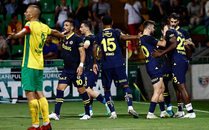 Fenerbahçe UEFA Konferans Ligi'nde 3. tura yükseldi