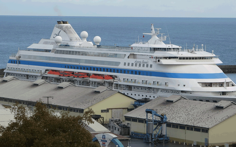 Trabzon'da gemiyle gelen Rus turist akını yaşanıyor