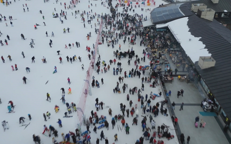 Erciyes Kayak Merkezi’ni ara tatilde 1 milyon 500 bin kişi ziyaret etti