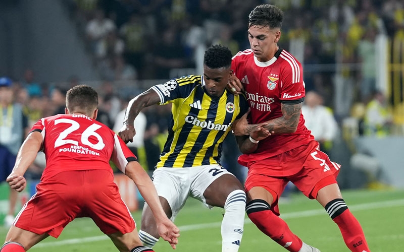 Fenerbahçe Devler Ligi biletini Portekiz'e bıraktı