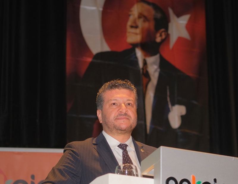 Hizmet sektöründeki kar hırsı herkesi zorluyor