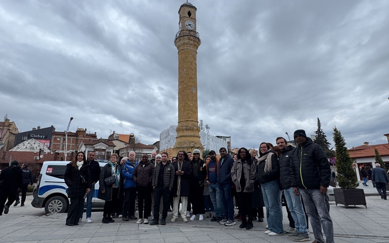 Dünyanın farklı ülkelerinden gelen turizm acente temsilcileri, Çorum’un tarihi mekanlarını gezdi
