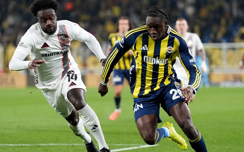 Kadıköy'de Nene şov! Sarı-lacivertliler Gaziantep'i 4 golle devirdi