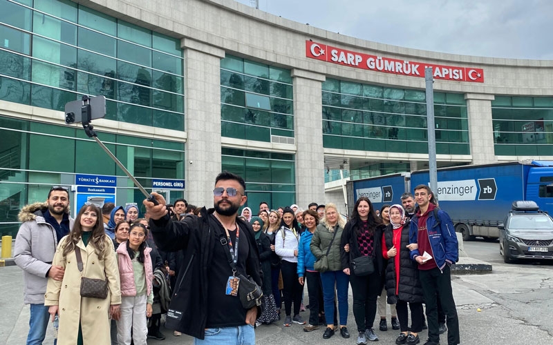 Sarp Sınır Kapısı'nda yolcu geçişi 5 milyonu aştı