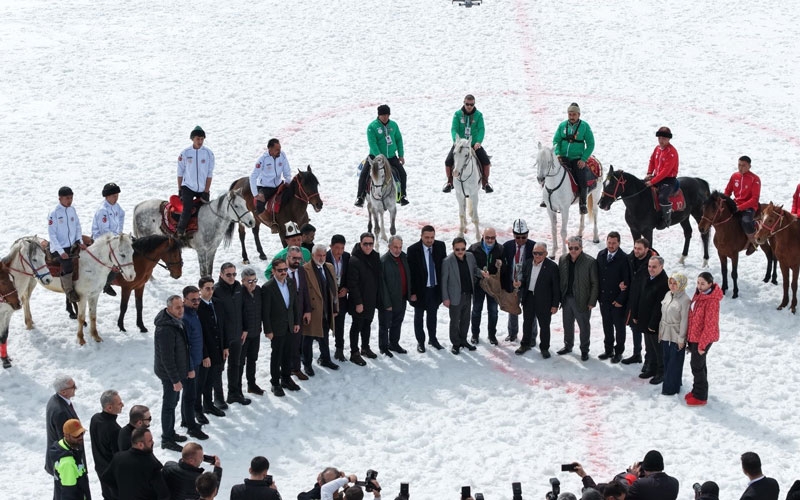 Kökbörü oyunları ve Geleneksel Kızak Türkiye Şampiyonası Erciyes'te