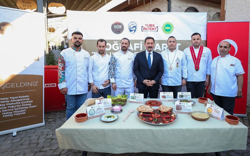 Damak çatlatan tepsi kebabıyla birlikte yöreye özgü 7 lezzet tescillendi