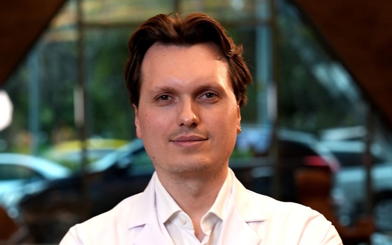  Abur cubur tüketimi erkekleri jinekomastiyle vuruyor