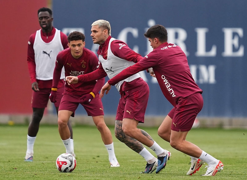 Galatasaray, Antalyaspor maçı hazırlıklarına başladı