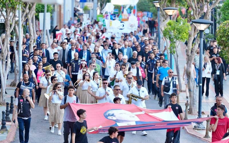 24. Alanya Uluslararası Kültür Sanat ve Turizm Festivali başladı