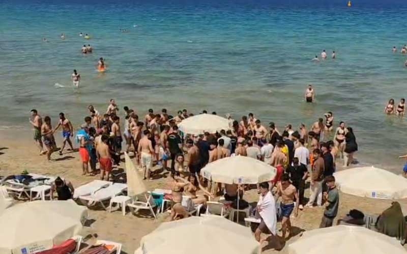 Kuşadası'nda turistin denizde can pazarı
