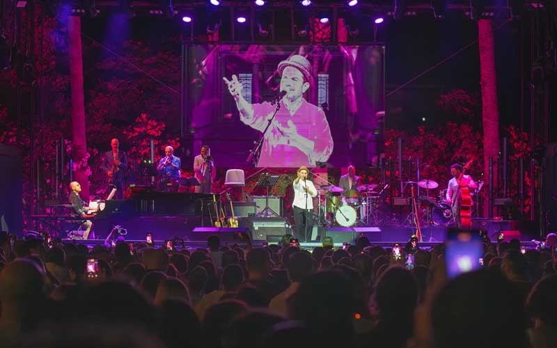 9. Antalya Akra Caz Festivali “Kenan Doğulu” ile başladı