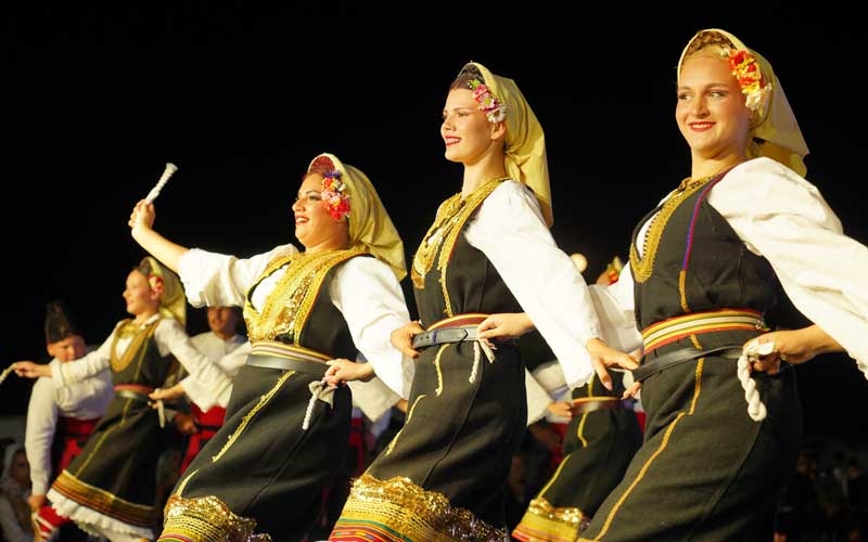 6 Ülkeden 18 Halk Dansları Ekibi, 750 Dansçı Ayvalık'ta Kültür Köprüsü Kurdu