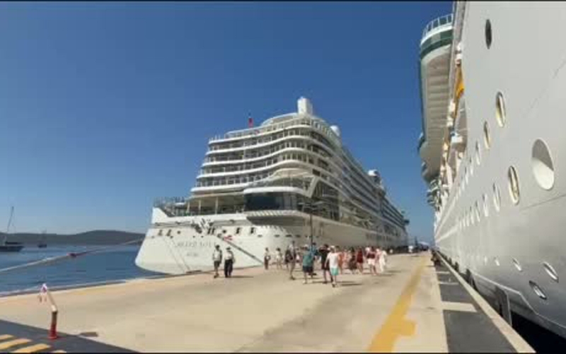 Dev kruvaziyerler Bodrum’a 3 bin 319 turist ile geldi