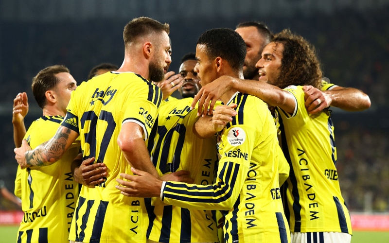 Kadıköy'de 6 gollü gece