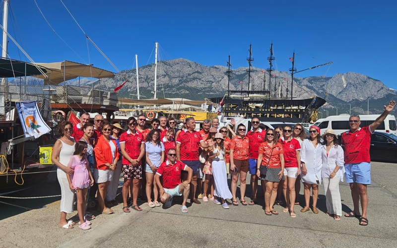 Turizmciler geleneksel yat gezisinde stres attı