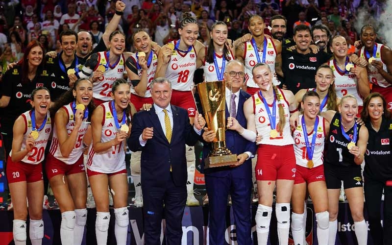 Filenin sultanları üst üste 2. kez Avrupa şampiyonu oldu