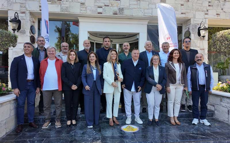 TURİZM SPOR EL ELE VERDİ