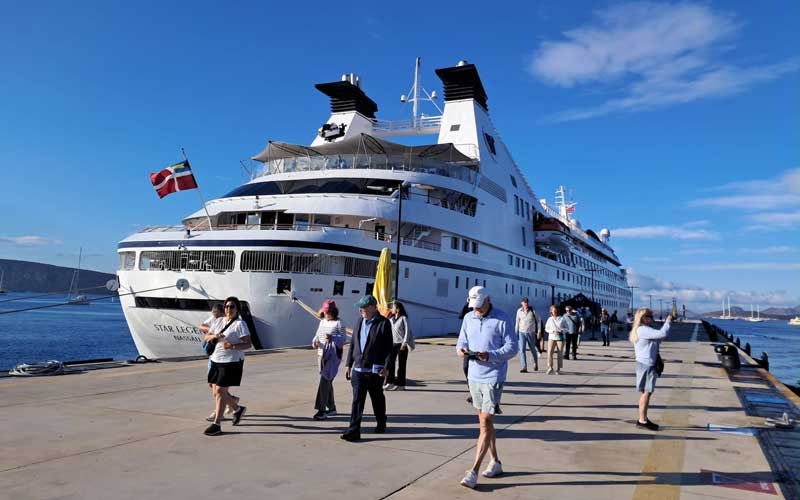 Bodrum'a 277 yolcu, 202 personelle geldi