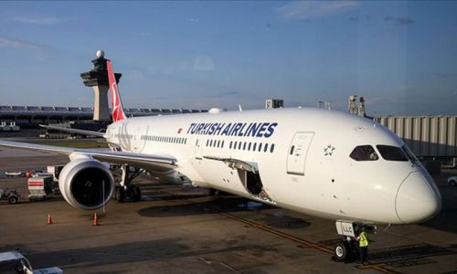 Yolcu rahatsızlandı THY uçağı Antalya'ya acil iniş yaptı