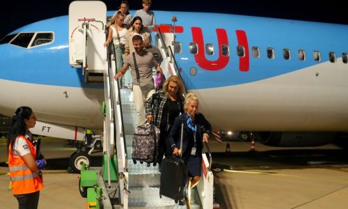 Amsterdam'dan Gazipaşa-Alanya Havalimanı'na ilk uçuş gerçekleştirildi