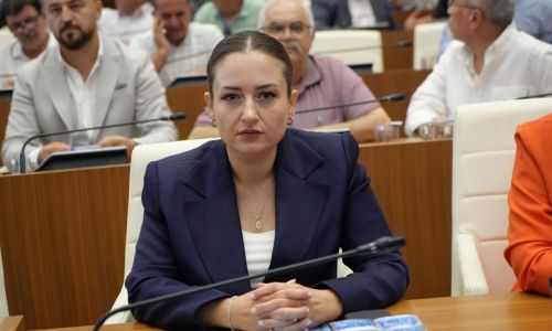 Antalya Büyükşehir Belediyesi’ne vekaleten Büşra Dirgen Özdemir seçildi