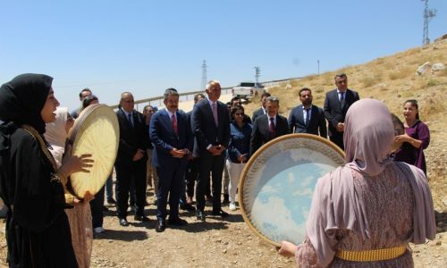 Bakan Ersoy, Nuh'un gemisinin olduğu Cudi Dağında incelemelerde bulundu