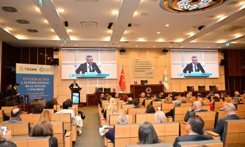 1’inci Uluslararası Gayrimenkul Kongresi başladı