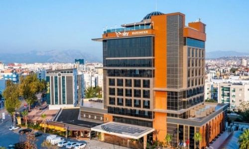 Antalya'da 5 yıldızlı otel icradan satışa çıkaırldı