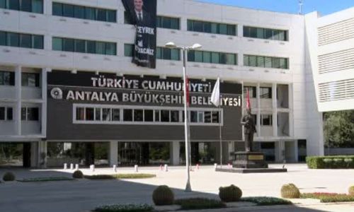 Antalya'da rüşvet soruşturmasında otel sahibi de göz altına alındı
