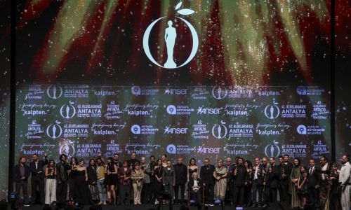 62. Altın Portakal'a ‘Tavşan İmparatorluğu' 7 ödülle damga vurdu