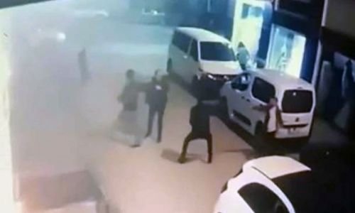 Silahlı kavgada otel sahibi ve oğlu öldürüldü