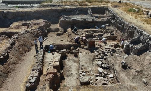 Sarayın altında saray bulundu