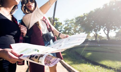 3 turist rehberine meslekten geçici men cezası verildi