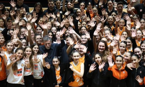 Voleybolun geleceği Antalya’da konuşuldu