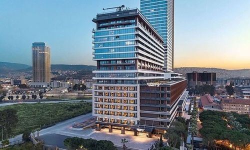 Türkiye'deki ikinci otelini İzmir'de açtı