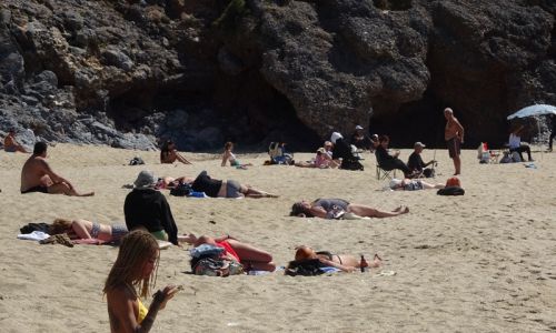 Alanya'da mart ayı ortasında yaz yaşanıyor