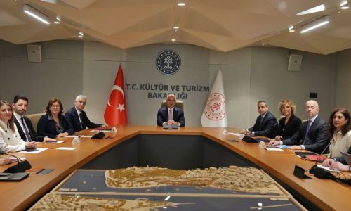 Bakan Ersoy ve Sektör Liderleri 2026 Sezonu İçin Buluştu