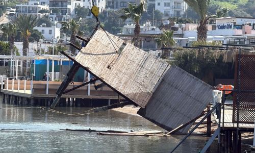 Bodrum'da sosyetenin iskeleleri teker teker yıkıldı