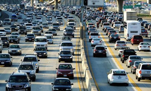 Antalya'da 1.6 kişiye bir araç düşüyor