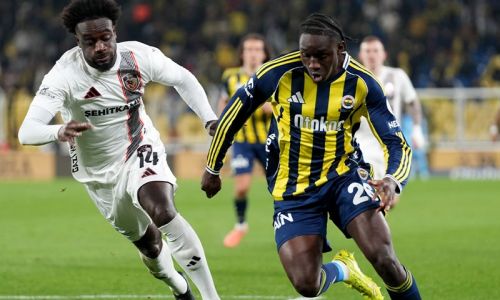 Kadıköy'de Nene şov! Sarı-lacivertliler Gaziantep'i 4 golle devirdi