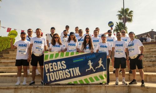 Pegas Touristik, Runtalya maratonunda üniversite öğrencilerinin geleceği için koşacak