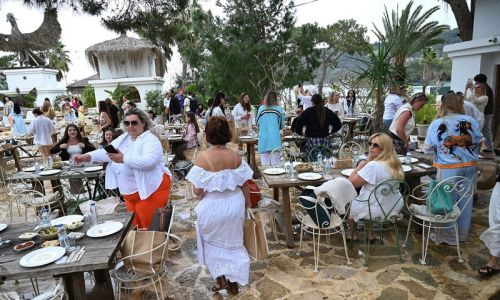 Ukrayna’dan gelen 100 seyahat acentesi yetkilisi Kemer'de