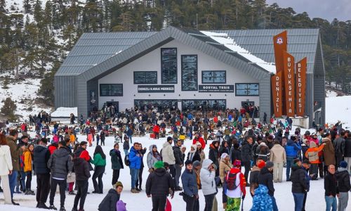 Denizli Kayak Merkezi 150 bin misafiri ağırladı
