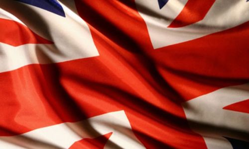 İngiltere’de 1 0cak 2009 sonrası doğanlara ömür boyu sigara yasağı getirildi